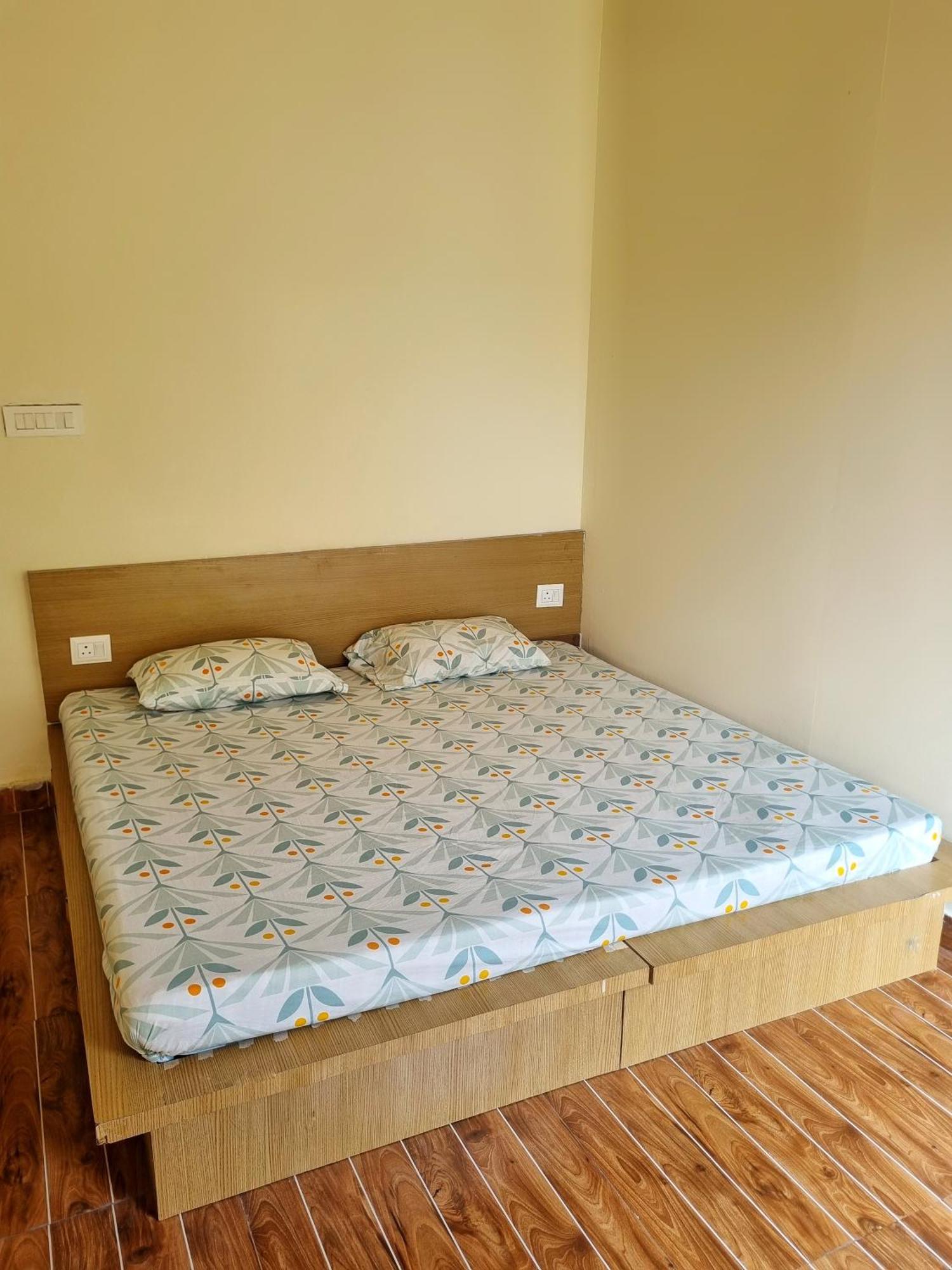 Landlopers Hostel Rishīkesh Eksteriør billede